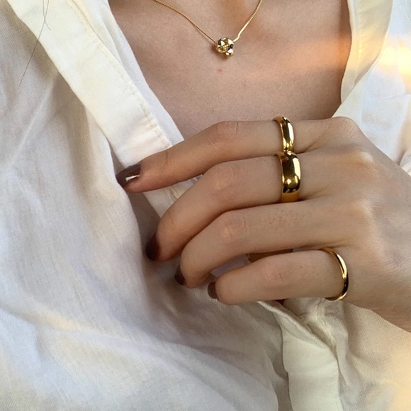 COPY - NEW 18K GOLD KNUCKLE ENGAGEMENT UNISEX RING - Picture 3 of 5